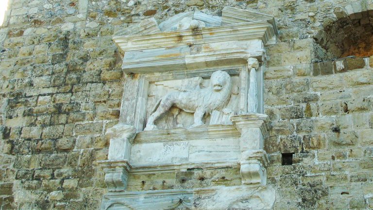 Heraklionas:  išlikę liūtai Kretoje. Kreta, Graikija | Mano Kreta