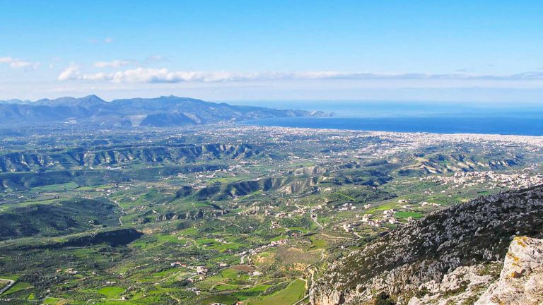 Jiouchtas – šventas Kretos kalnas. Vaizdas į Heraklioną. Kreta, Graikija | Mano Kreta