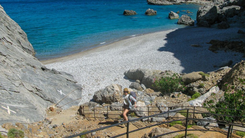 Agios Nikitas: 230 laiptelių iki paplūdimio. Laiptai į paplūdimį. Kreta, Graikija | Mano Kreta